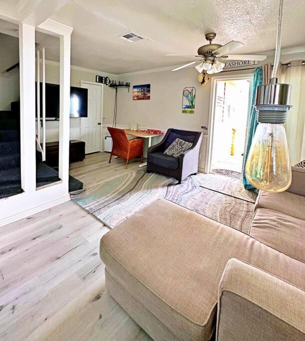 Apollo's Escape: Your Serene Oceanfront Retreat * Surfside Beach