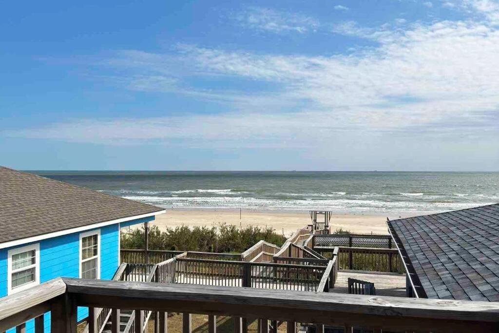 Hébergement de vacances Apollo's Escape: Your Serene Oceanfront Retreat